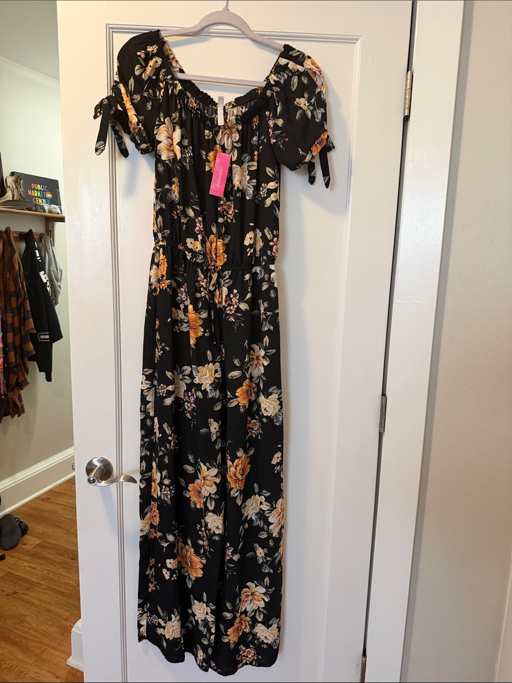 Black Floral Off-Shoulder Maxi Dresspants  - Elegant Summer Style